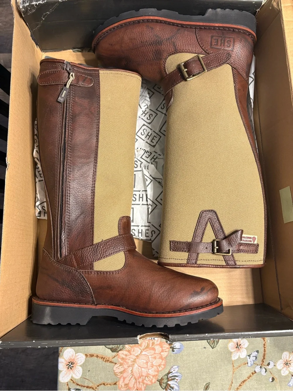Brand New SHE Outdoor Lubbock 2.0 Waterproof Snake Boots Size 9